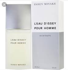 Issey Miyake Clásico Hombre EDT 125 ml en packshot sobre fondo blanco